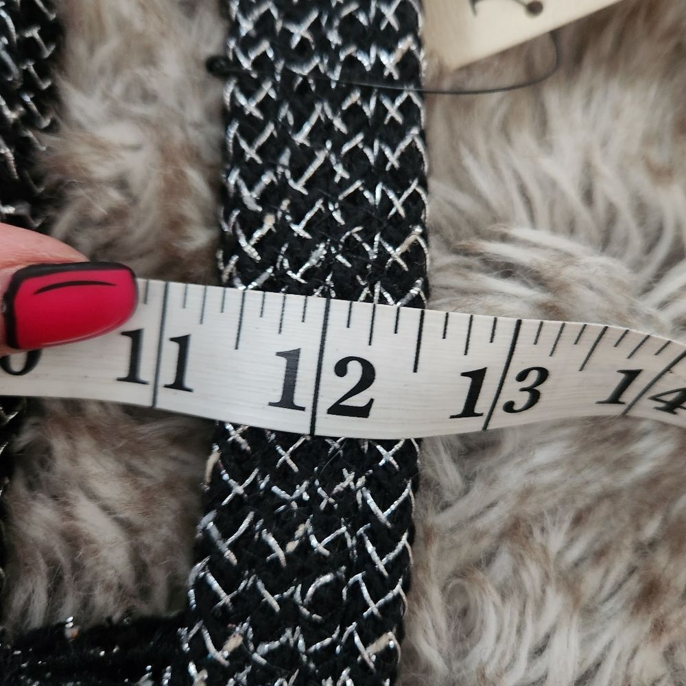 Magid Handbags Weaved Metallic Clutch Handbag Black‎ and Silver - Picture 9 of 10